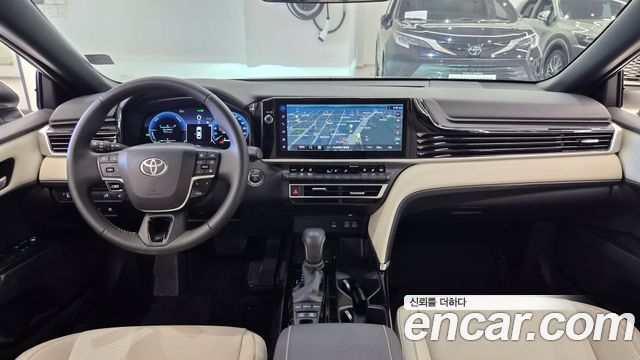 Toyota Camry 2025 — photo 7