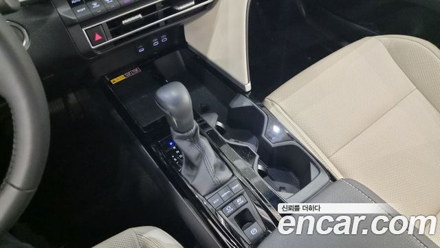 Toyota Camry 2025 — photo 9