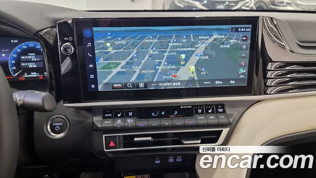 Toyota Camry 2025 — photo 14