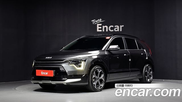 Kia Niro 2022 — photo 1