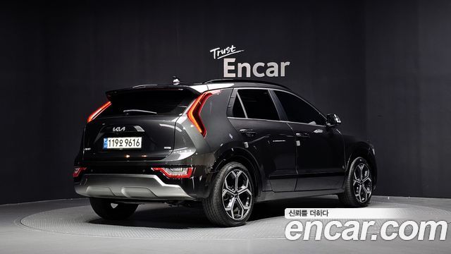 Kia Niro 2022 — photo 2