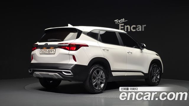 Kia Seltos 2020 — photo 2