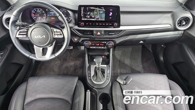 Kia K3 2022 — photo 10