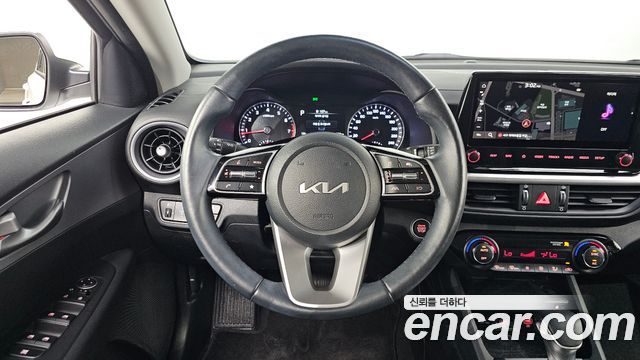 Kia K3 2022 — photo 19