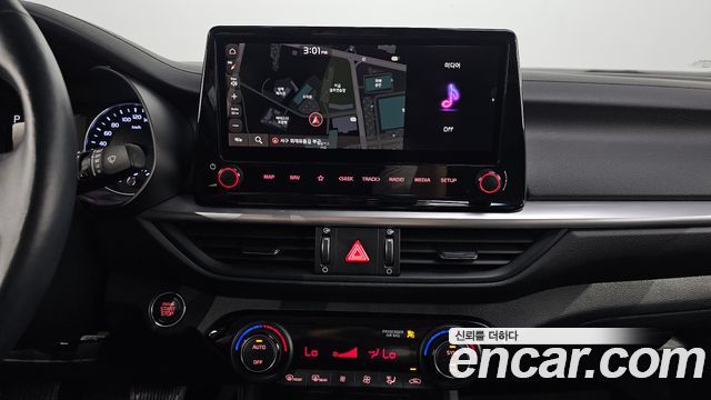 Kia K3 2022 — photo 20