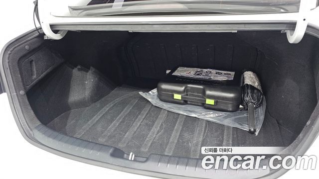 Kia K3 2022 — photo 30