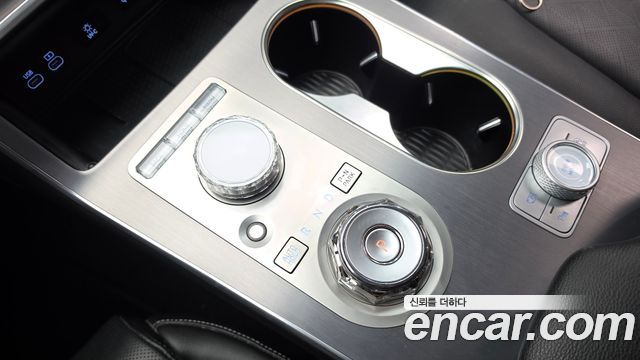 Genesis GV80 2024 — photo 12
