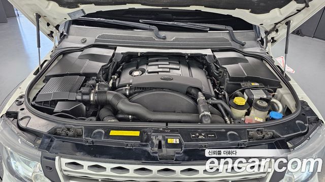 Land Rover Discovery 2016 — photo 6