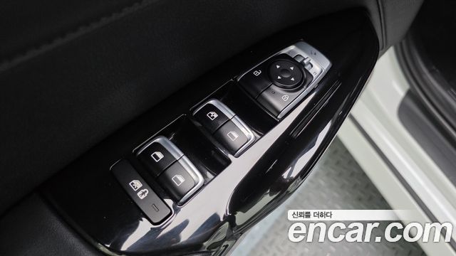 Kia K5 2023 — photo 13
