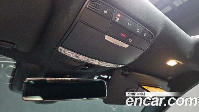 Mercedes-Benz E-Class 2023 — photo 21