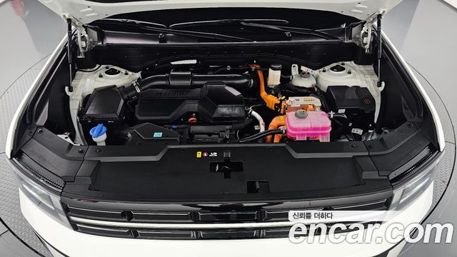 Hyundai Santafe 2025 — photo 6