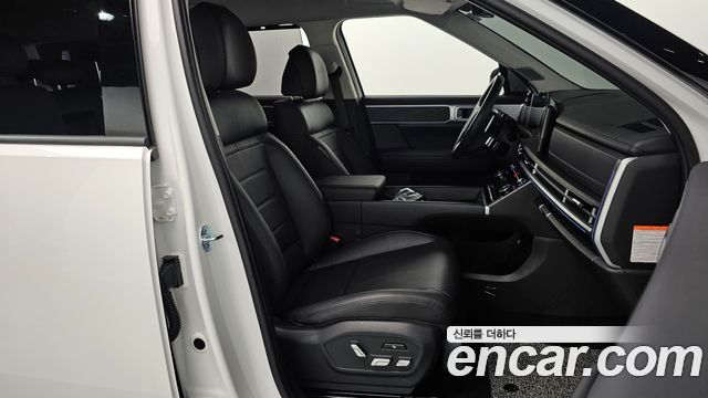 Hyundai Santafe 2025 — photo 17
