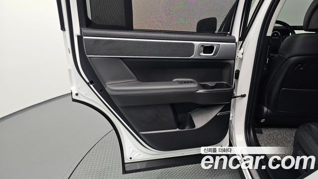 Hyundai Santafe 2025 — photo 15