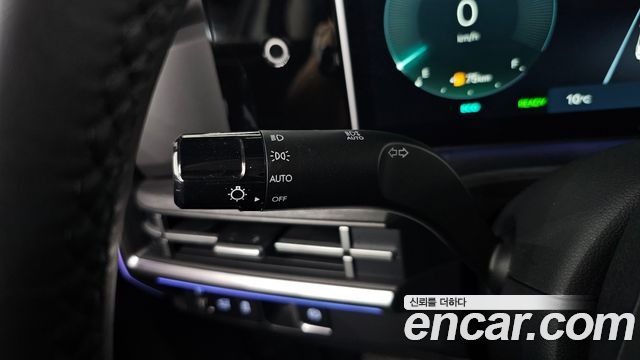 Hyundai Santafe 2025 — photo 30
