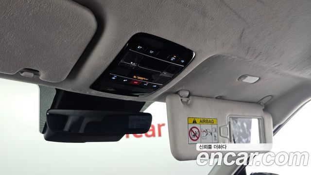 Hyundai Santafe 2025 — photo 33
