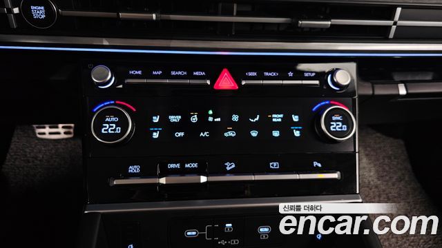 Hyundai Santafe 2025 — photo 36