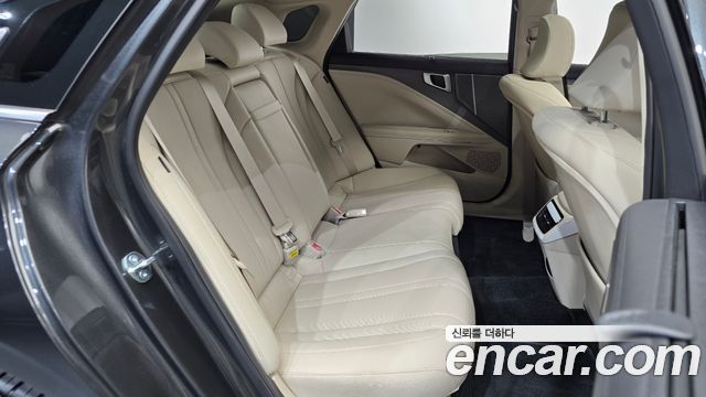 Kia K8 2025 — photo 17