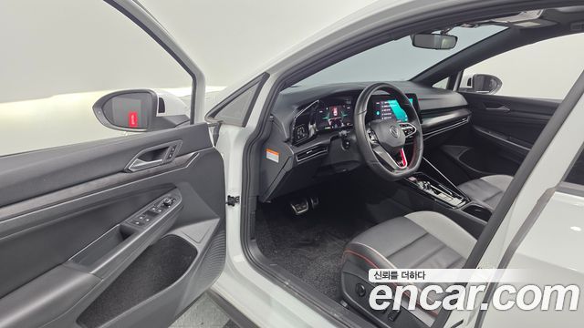 Volkswagen Golf 2024 — photo 13