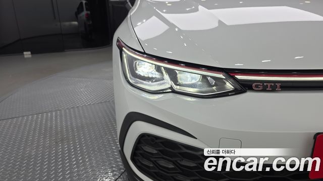 Volkswagen Golf 2024 — photo 8