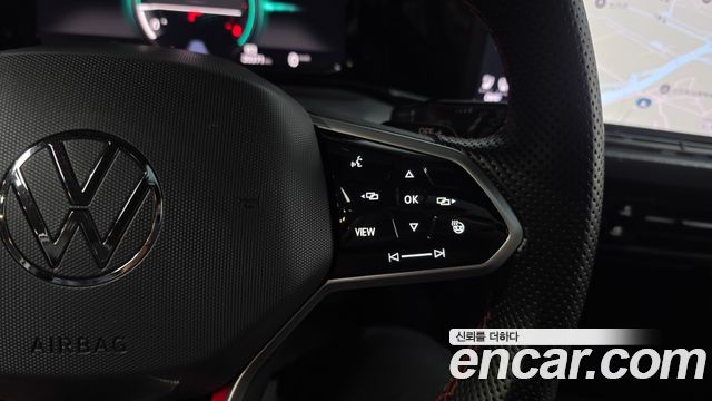Volkswagen Golf 2024 — photo 30