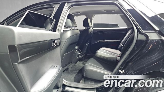 Hyundai Grandeur 2023 — photo 18