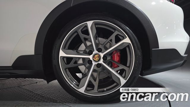 Porsche Taycan 2024 — photo 7