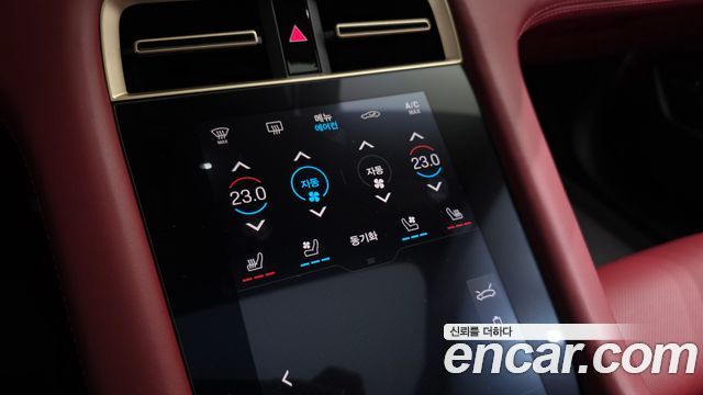 Porsche Taycan 2024 — photo 33
