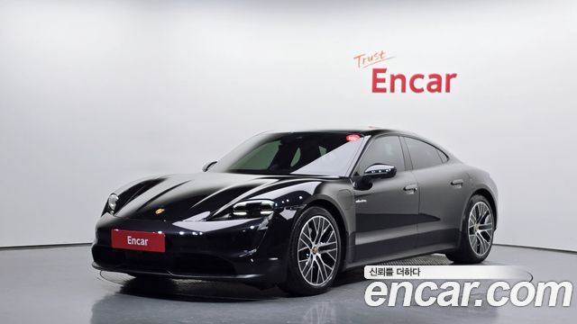 Porsche Taycan 2022 — photo 1