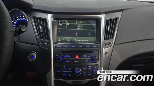 Hyundai Sonata 2014 — photo 21