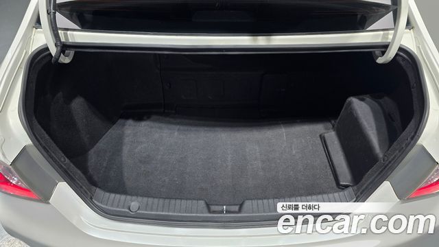 Hyundai Sonata 2014 — photo 24