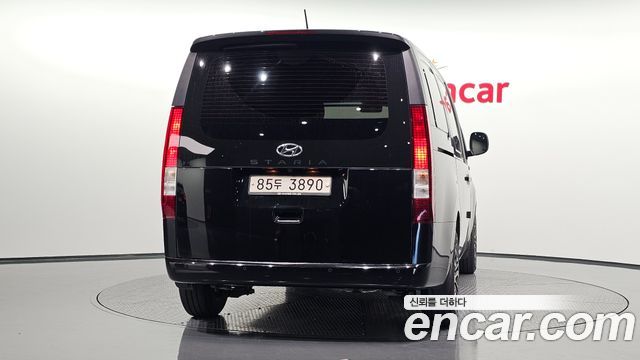 Hyundai Staria 2022 — photo 4