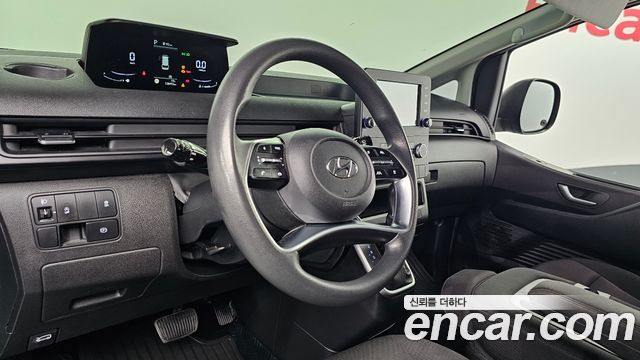 Hyundai Staria 2022 — photo 18