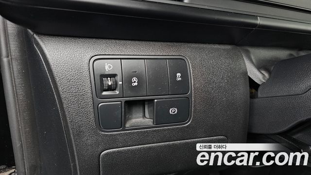 Hyundai Staria 2022 — photo 24