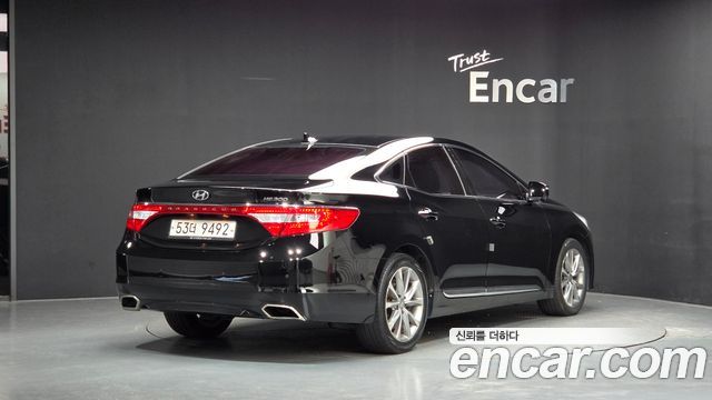 Hyundai Grandeur 2015 — photo 2