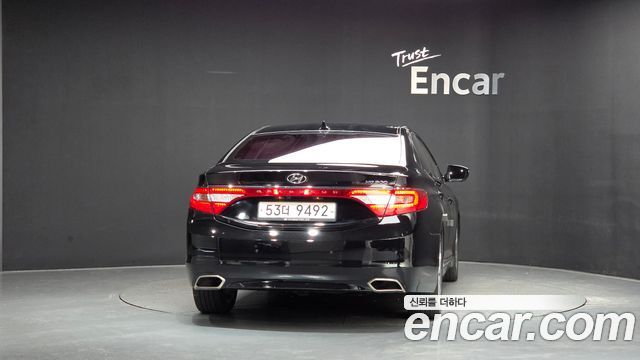Hyundai Grandeur 2015 — photo 4