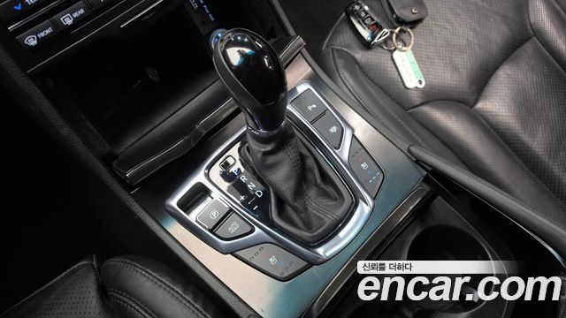 Hyundai Grandeur 2015 — photo 9