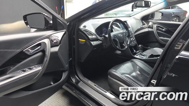 Hyundai Grandeur 2015 — photo 10