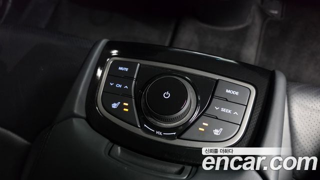 Hyundai Grandeur 2015 — photo 17