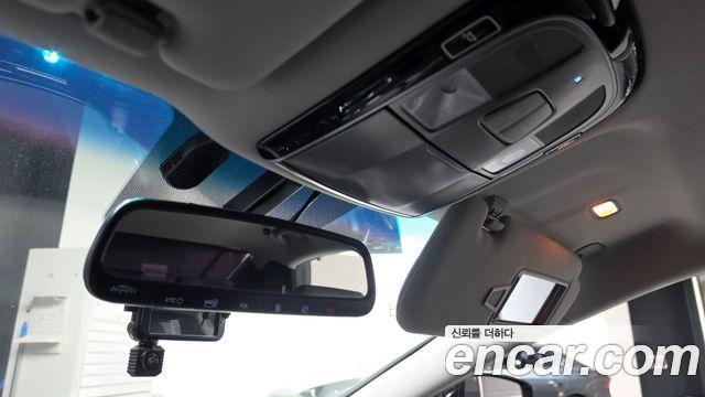 Hyundai Grandeur 2015 — photo 18