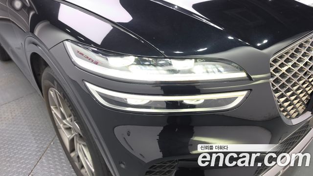 Genesis GV70 2023 — photo 8