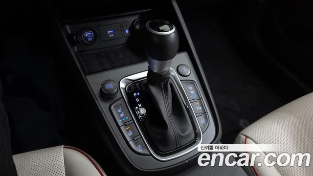 Hyundai Kona 2023 — photo 12