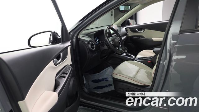 Hyundai Kona 2023 — photo 13