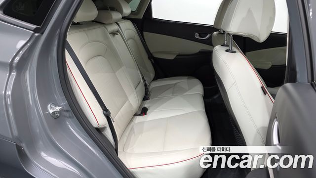 Hyundai Kona 2023 — photo 18
