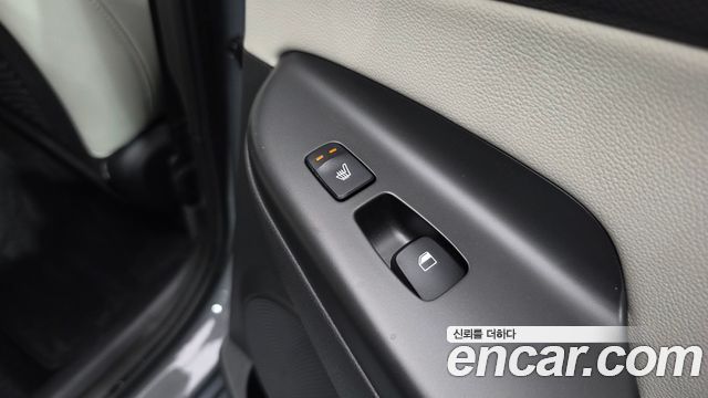 Hyundai Kona 2023 — photo 25