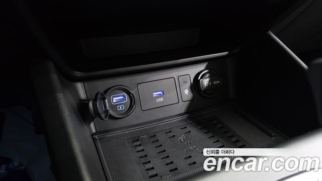 Hyundai Kona 2023 — photo 16