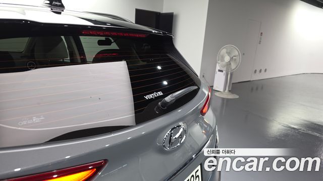 Hyundai Kona 2023 — photo 37