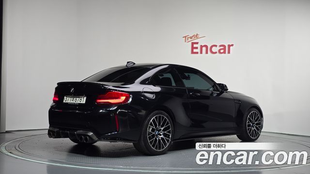 BMW M2 2018 — photo 2
