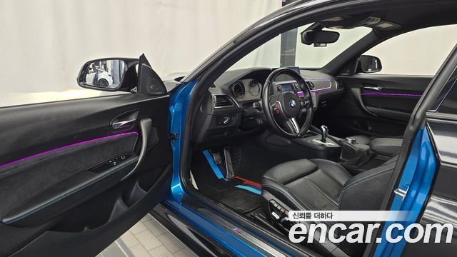 BMW M2 2018 — photo 13