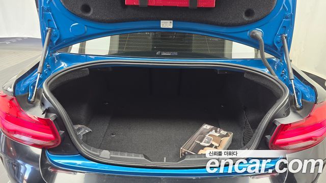 BMW M2 2018 — photo 24