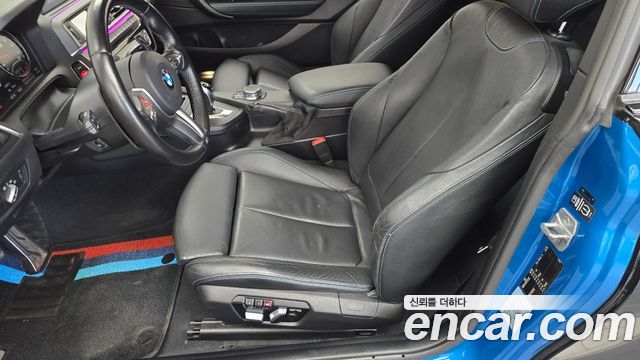 BMW M2 2018 — photo 25